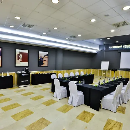 Hotel Ho By Olivencia Ciudad De