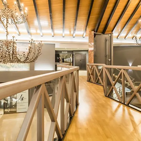 Hotel Ho By Olivencia Ciudad De 4*